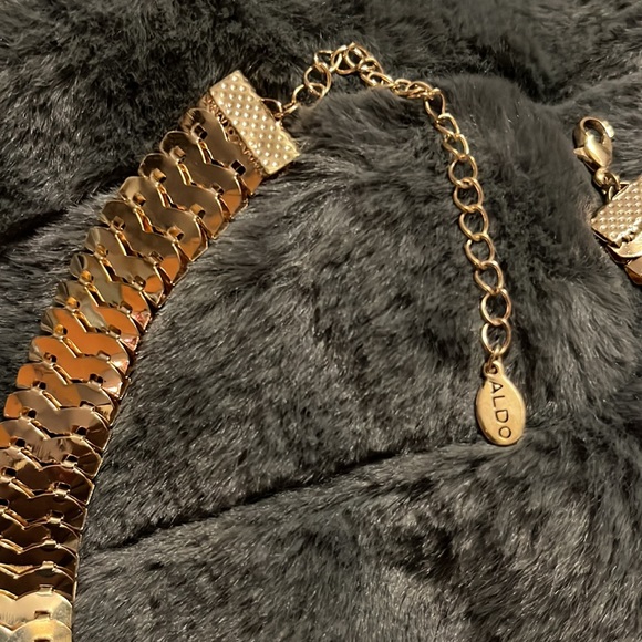 Gold necklace - Picture 2 of 3